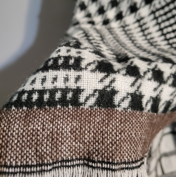 NWT Steve Madden OSFM multi plaid kimono - Picture 5 of 9